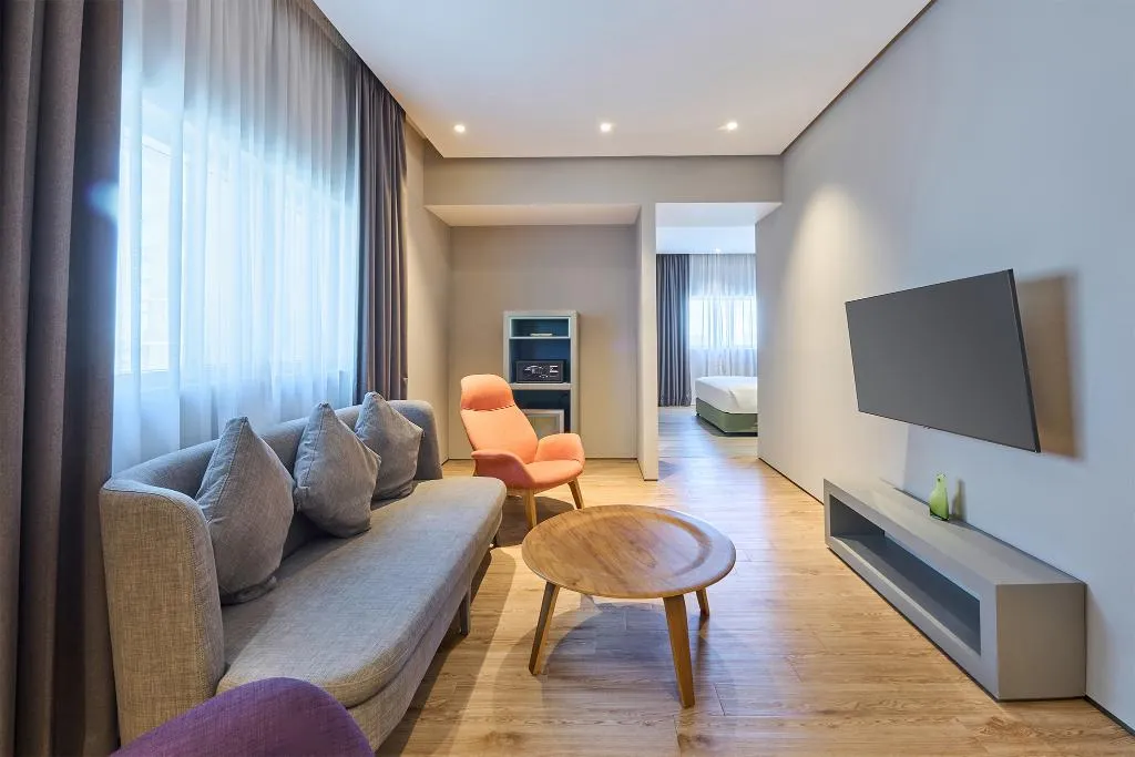 SUITE EXECUTIVE Room, Ibis Styles Dubai Jumeira, Dubai