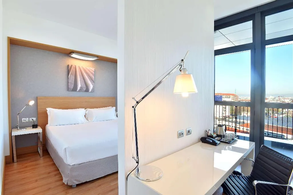 Room, Hilton Garden Inn Milan North, Milan
