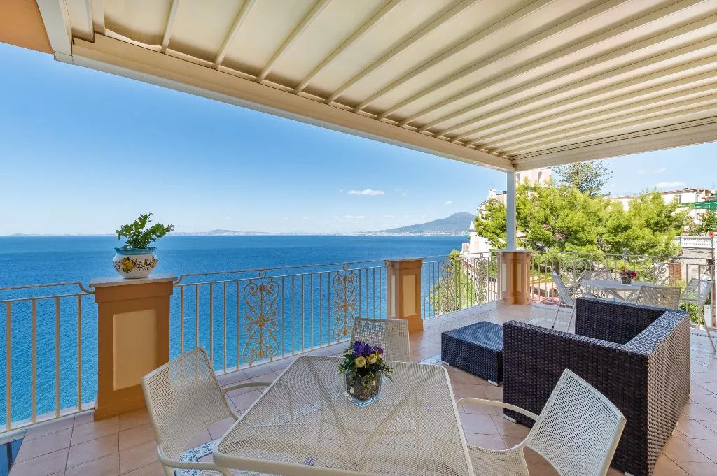 Terrace, Hotel Sporting - Sorrento Coast, Naples