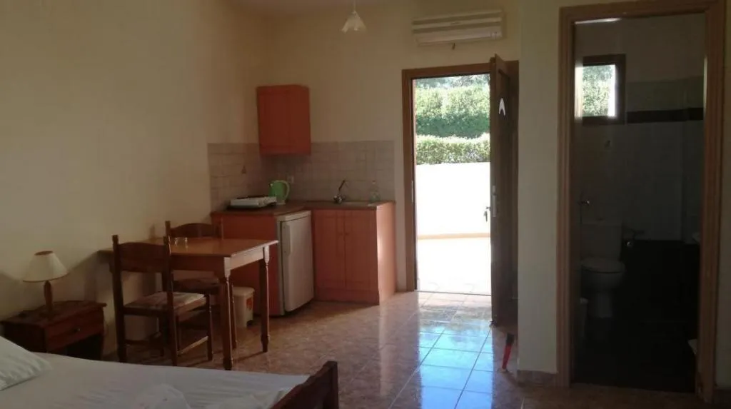 Room, Marina-Anna Studios, Kefallinia