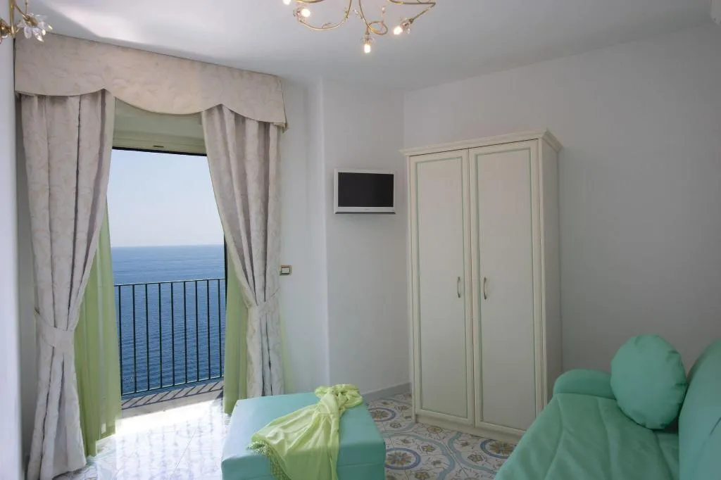 Room, Villa Maria Pia, Naples