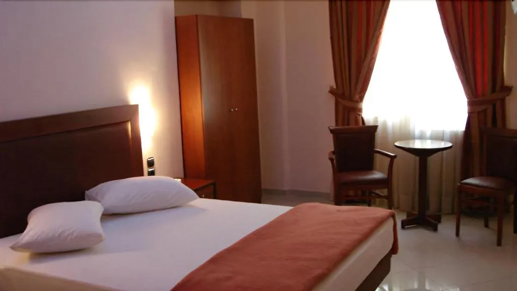 Room, Brazil Hotel, Athens