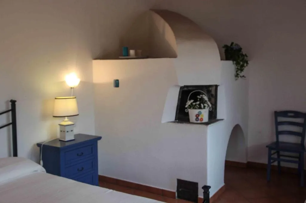 Room, Galea, Catania