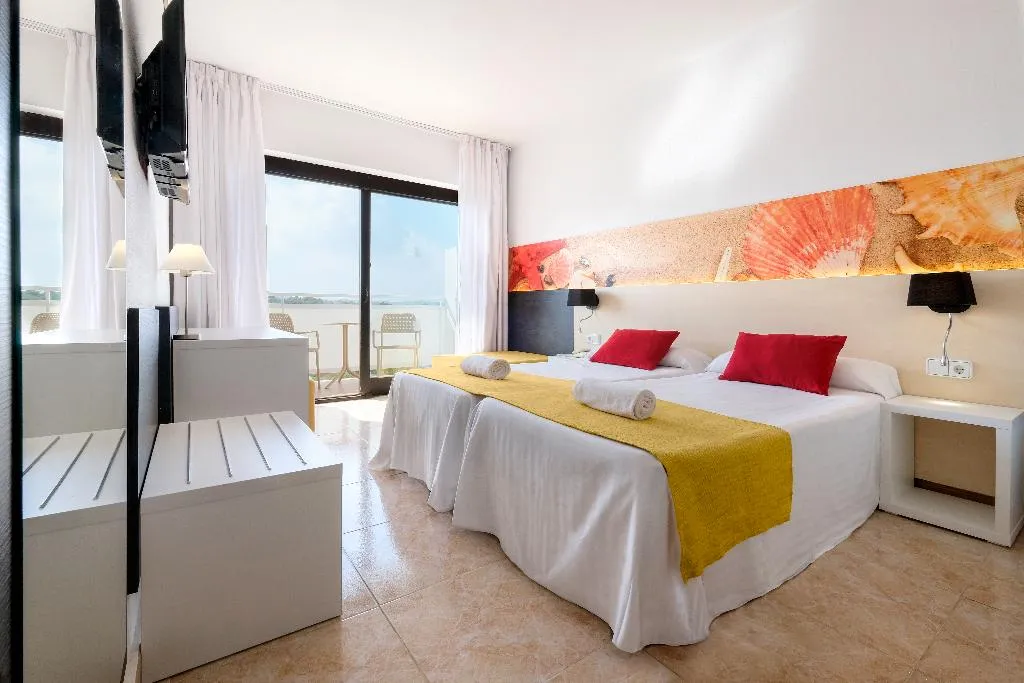 Double or Twin SEA VIEW Room, AzuLine Hotel Bergantin, Ibiza