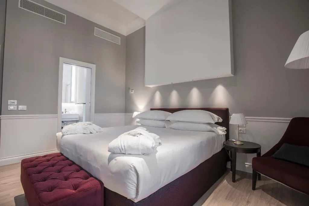 DOUBLE SUPERIOR Room, Palazzo Castri 1874 Spa & Garden, Florence