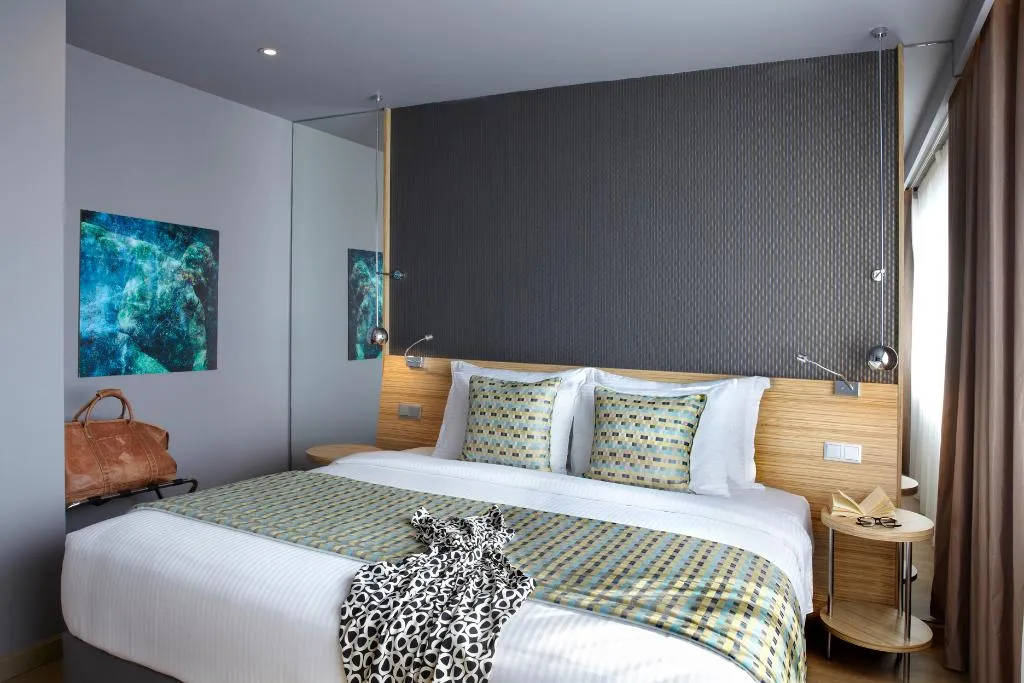 Double or Twin EXECUTIVE Room, Wyndham Grand Athens, Athens