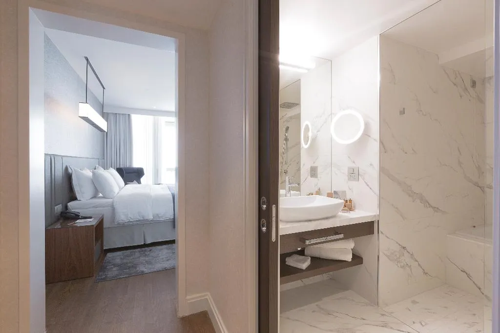 Double or Twin EXECUTIVE CITY VIEW Room, Makedonia Palace, Halkidiki