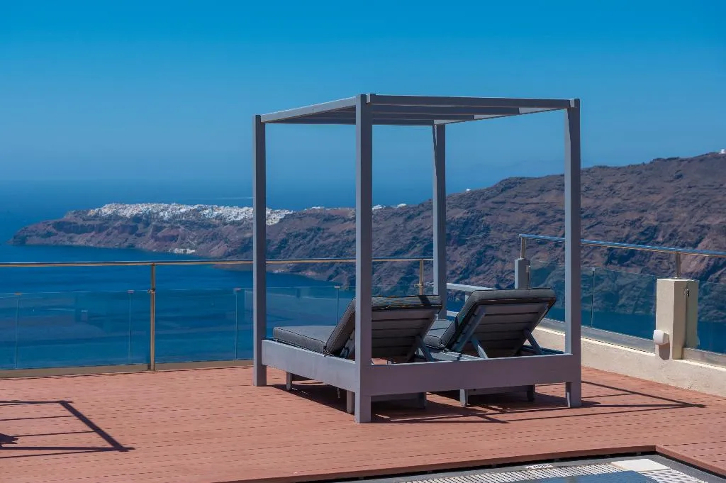 General view, Gizis Cliffside Suites, Santorini