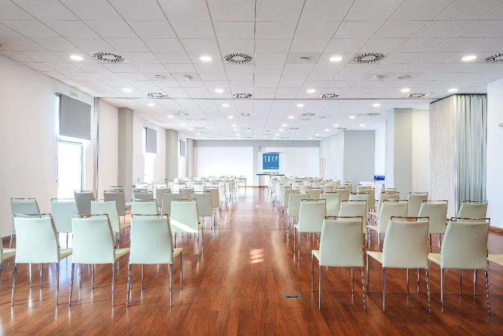 Conferences, Guadalajara Conference Center Affiliated By Melia, Madrid