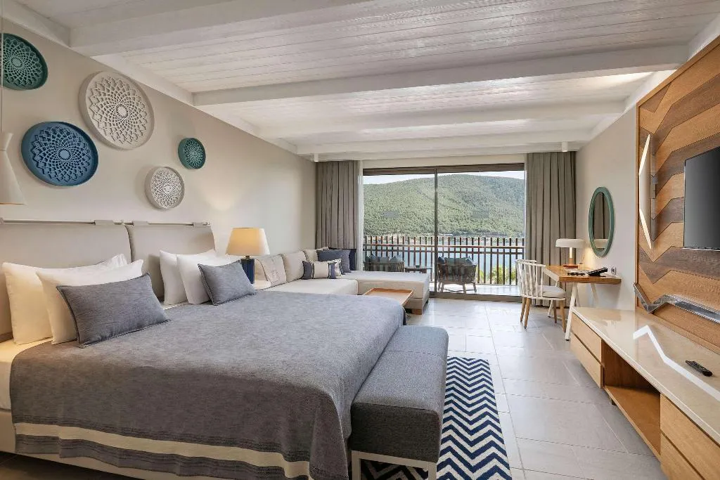 Room, Titanic Luxury Collection Bodrum, Bodrum
