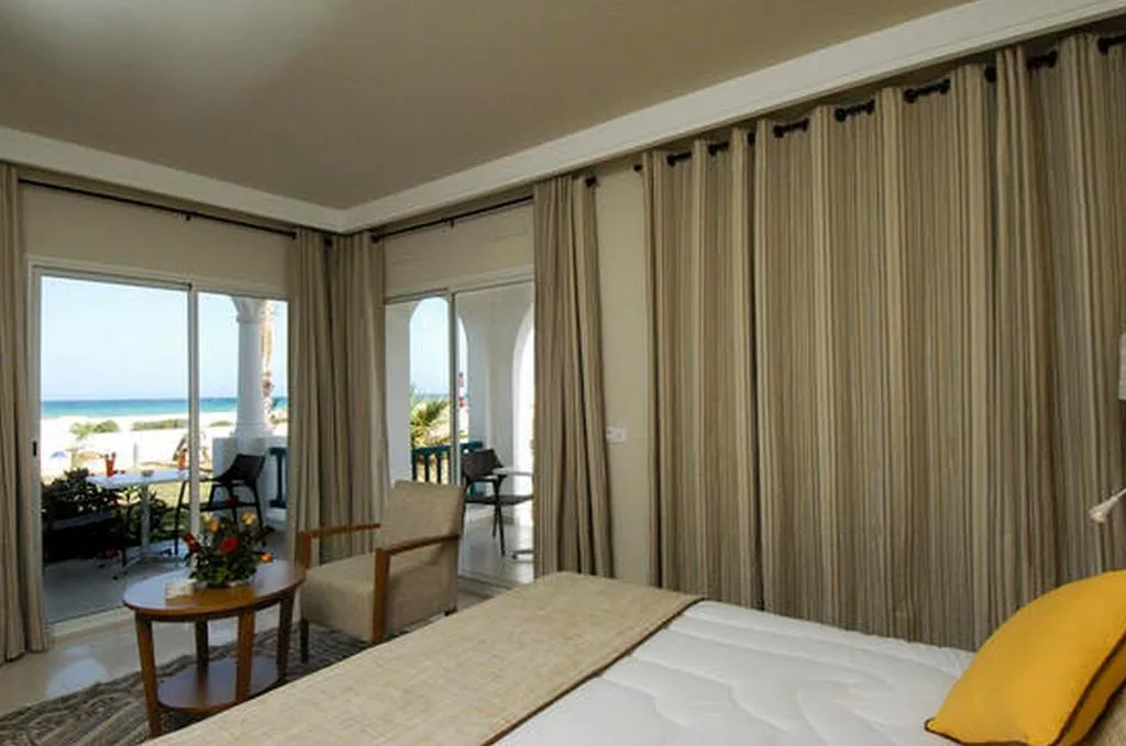 SINGLE GARDEN VIEW Room, Vincci Helios Beach, Tunisia