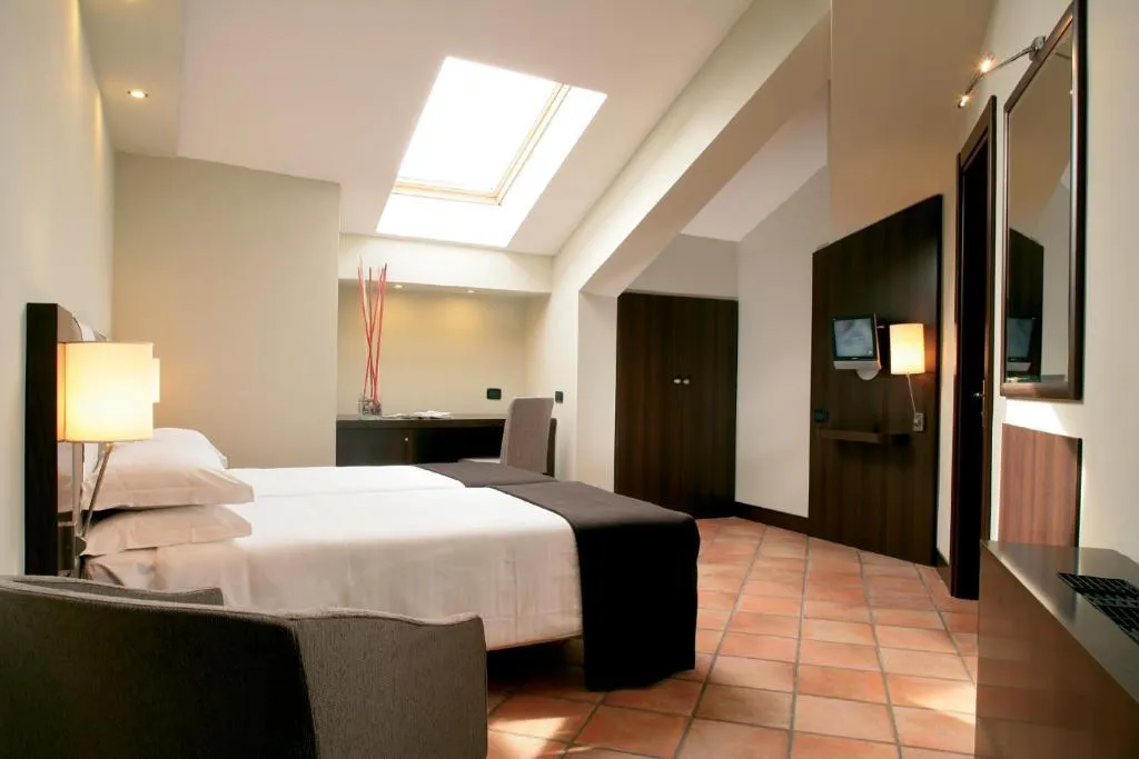 DOUBLE ECONOMY Room, Th Roma - Carpegna Palace, Rome