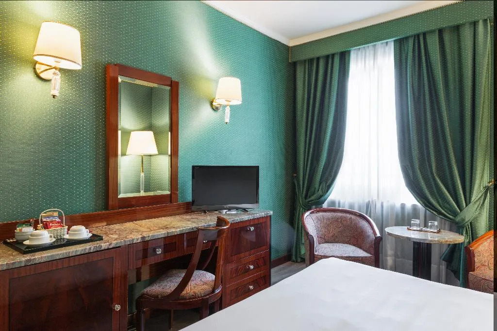 DOUBLE STANDARD Room, Doria Grand Hotel, Milan