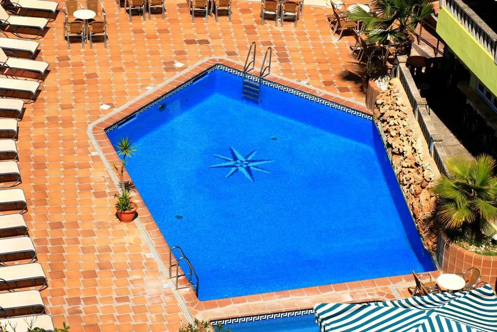 Pool, Manaus, Majorca
