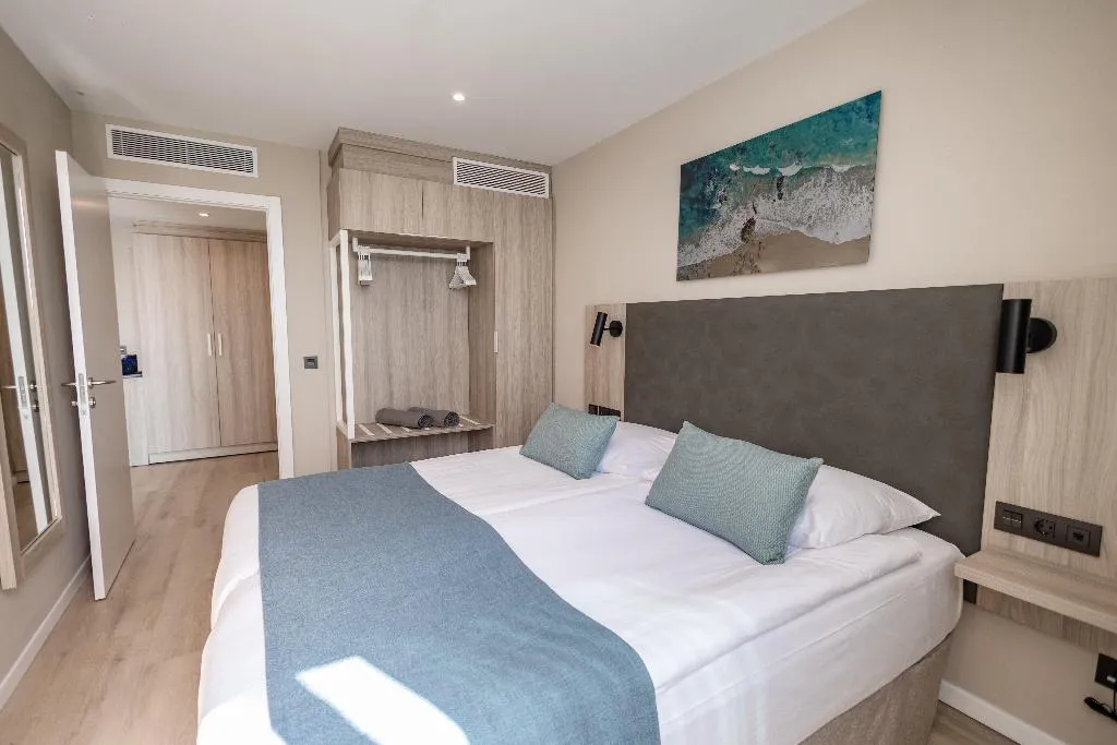 JUNIOR SUITE CLASSIC Room, Servatur Puerto Azul, Gran Canaria