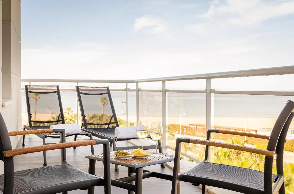 Double or Twin CLASSIC SEA VIEW Room, Gran Palas Hotel, Costa Brava