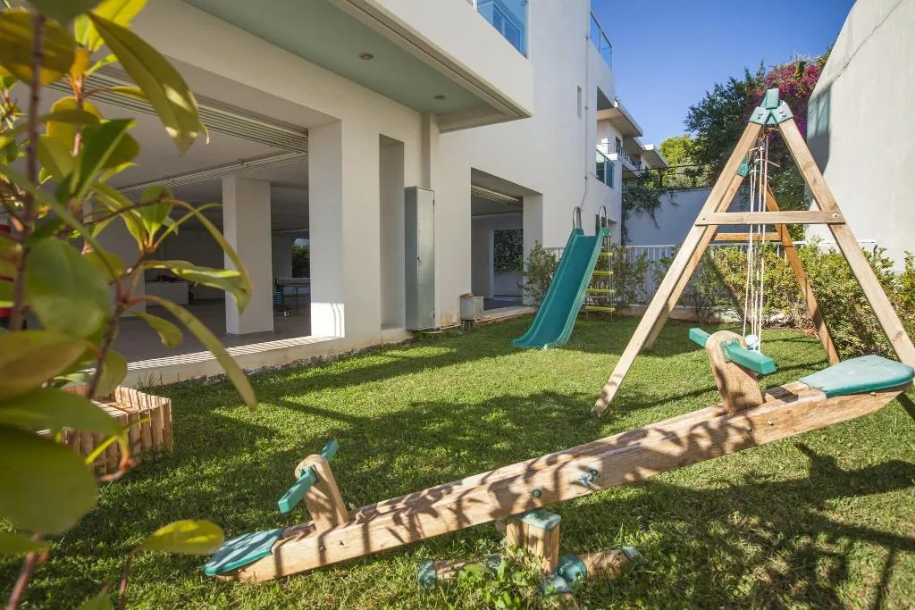 Sports and Entertainment, Scale Suites, Athens