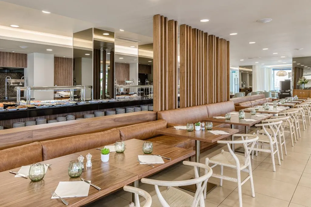 Restaurant, NAU Sao Rafael Suites, Algarve