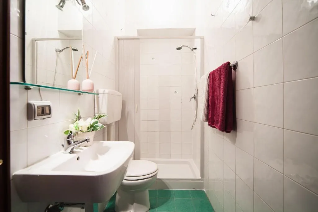 Room, Napolicentro Mare, Naples