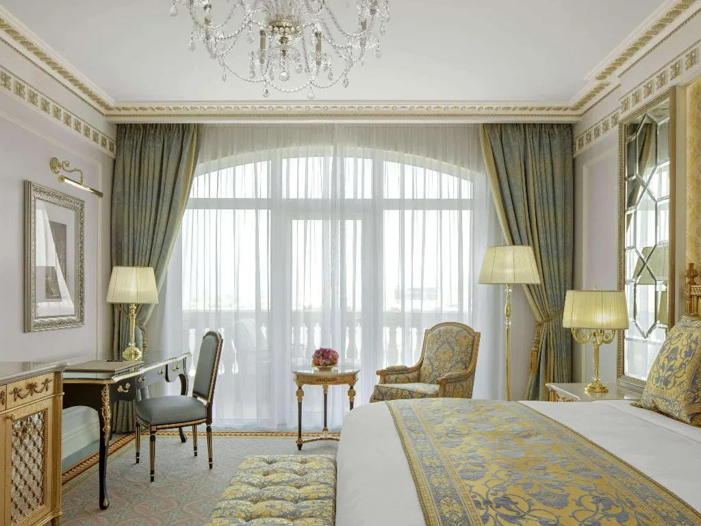 DOUBLE PREMIER Room, Raffles The Palm Dubai, Dubai