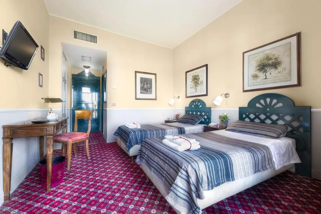 Double or Twin STANDARD Room, Hotel Colony, Rome