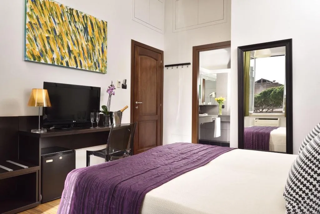 Room, Colosseo Panorama, Naples