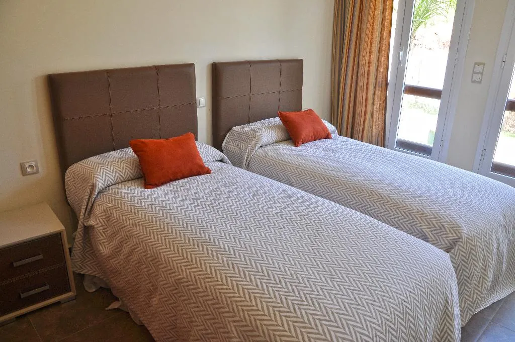 APARTMENT SEA VIEW CAPACITY 4 Room, Mnar Castle, Tangier