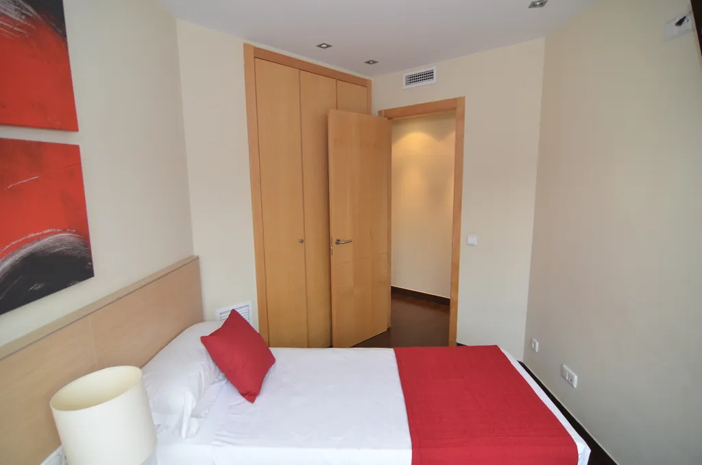 APARTMENT TWO BEDROOMS Room, Valencia Rental, Valencia