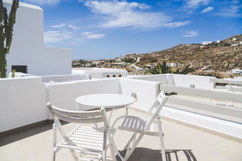 Double or Twin SUPERIOR Room, Super Paradise Hotel, Mykonos