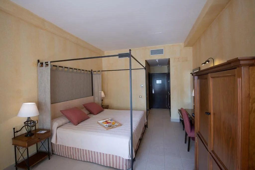 DOUBLE SUPERIOR Room, Intelier Airén, Madrid