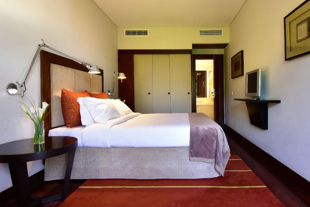 SUITE STANDARD Room, Pousada Convento de Tavira, Algarve