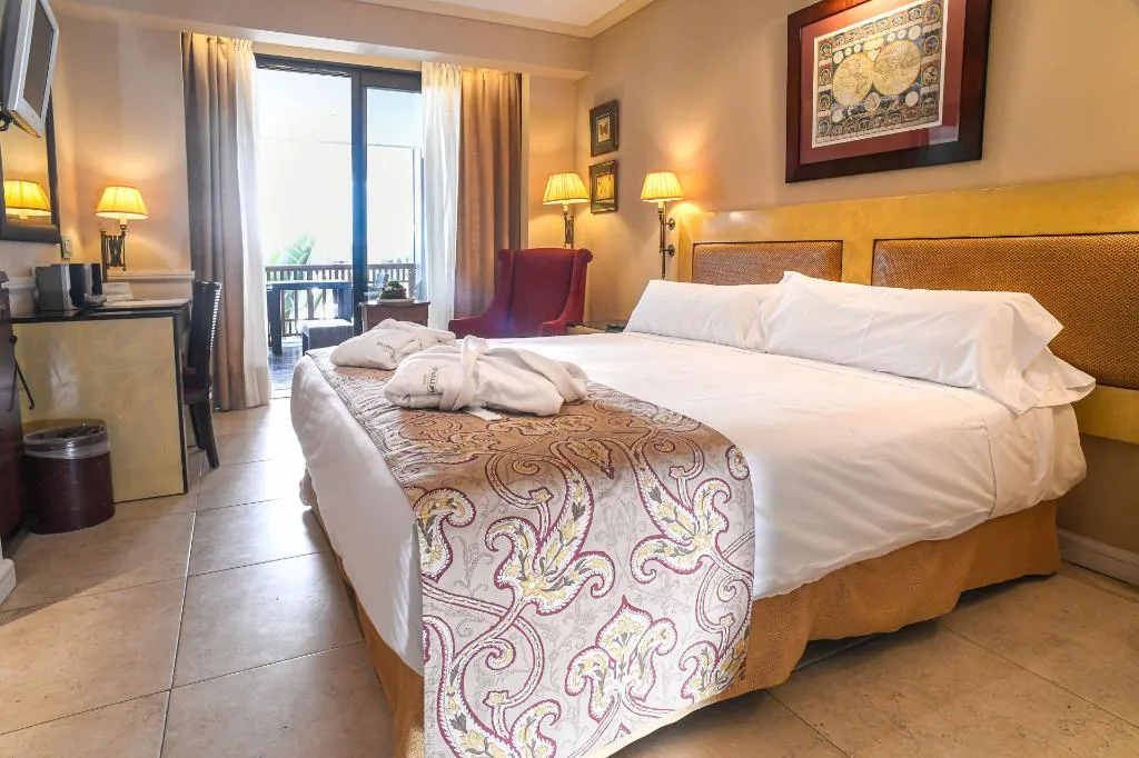 Double or Twin SUPERIOR Room, Gran Hotel Guadalpin Banus, Costa Del Sol