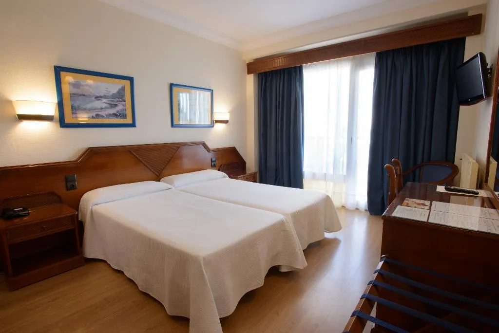SINGLE STANDARD Room, Monarque Fuengirola Park, Costa Del Sol
