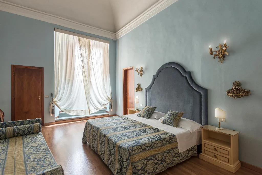 DOUBLE SUPERIOR Room, Palazzo Dal Borgo, Florence