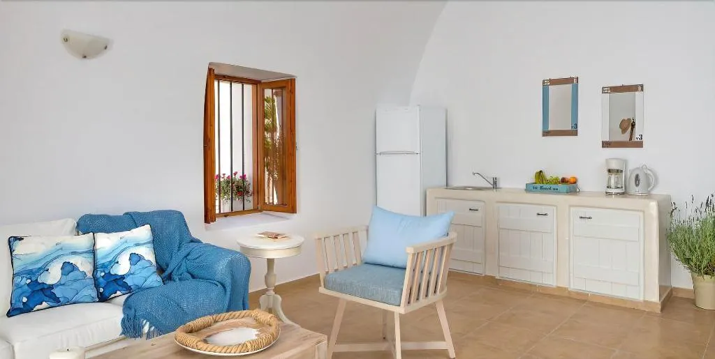 Room, Estate 1896, Santorini