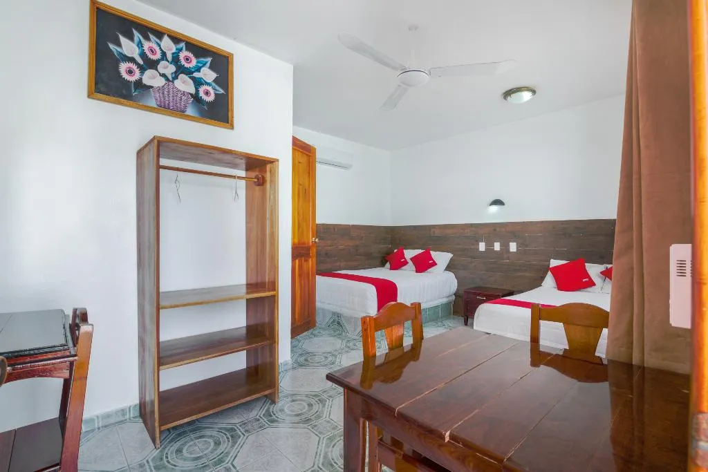 DOUBLE SUPERIOR TWO DOUBLE BEDS Room, OYO Hotel Palma Real, Cancun Area