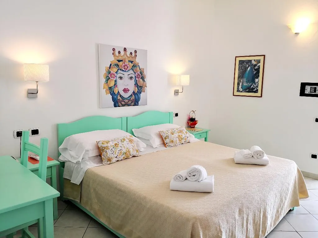 QUADRUPLE SUPERIOR Room, Hotel Ossidiana Stromboli, Palermo