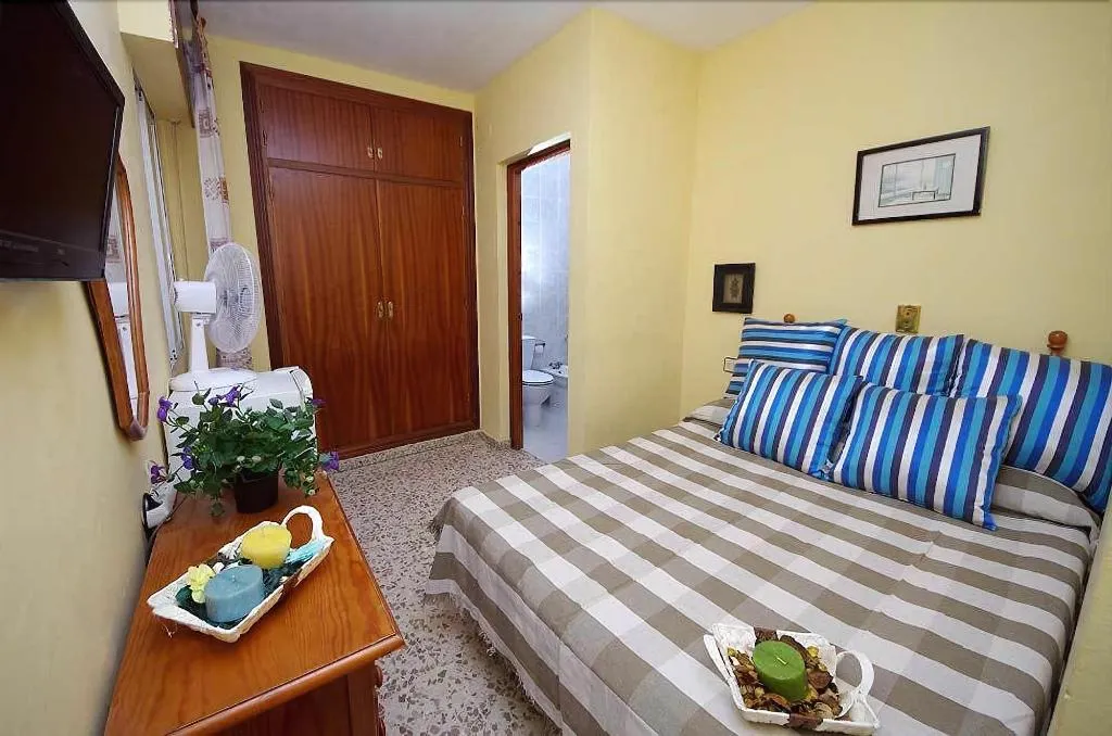 Room, Hostal Azahara Nerja, Costa Del Sol