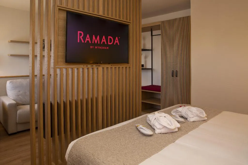 DOUBLE SUPERIOR Room, Ramada by Wyndham Madrid Getafe, Madrid