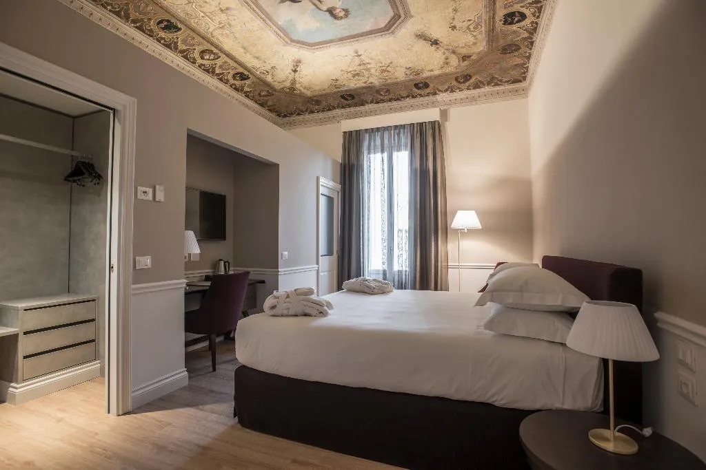DOUBLE DELUXE Room, Palazzo Castri 1874 Spa & Garden, Florence
