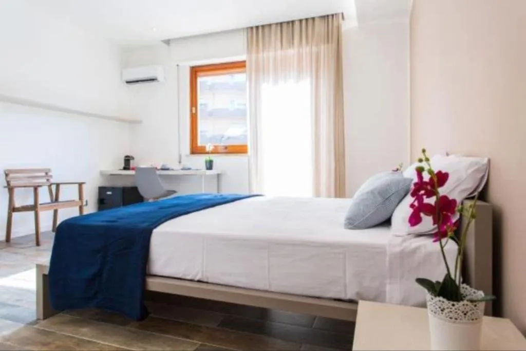 Room, Politeama Luxury Suites, Palermo