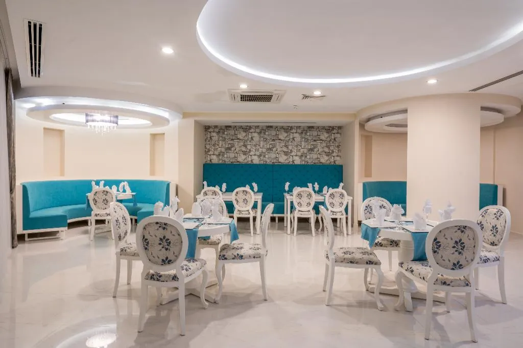 Terrace, Throne Beach Resort & SPA, Antalya