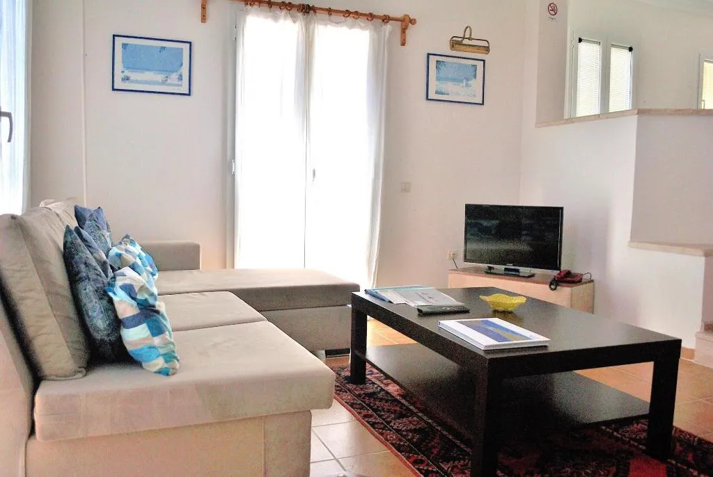 Room, Dionysia, Antalya