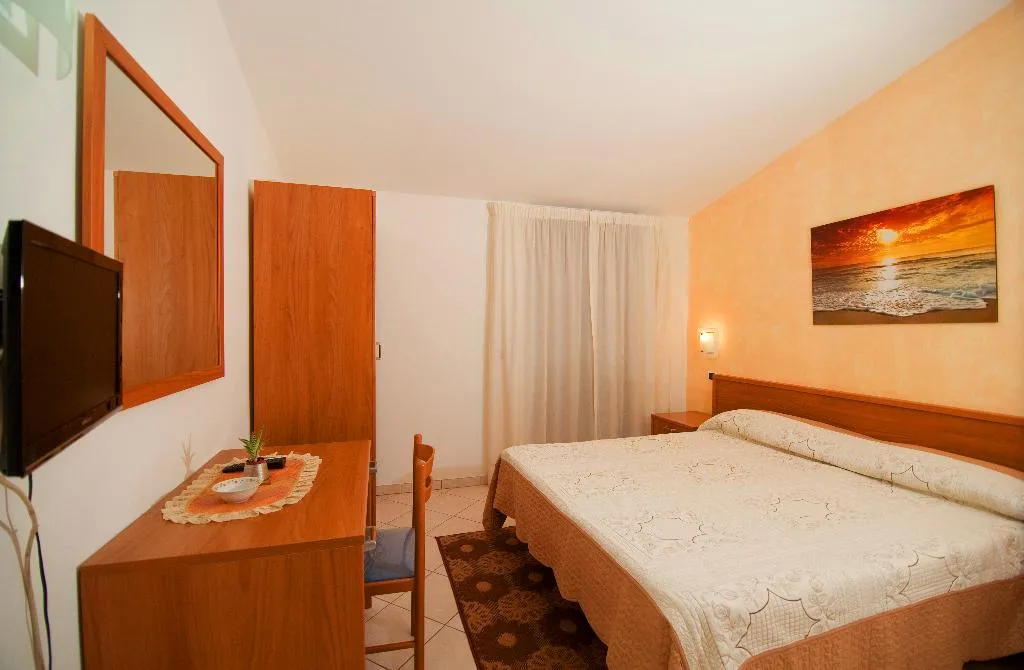 DOUBLE STANDARD Room, B&B Green Paradise, Naples