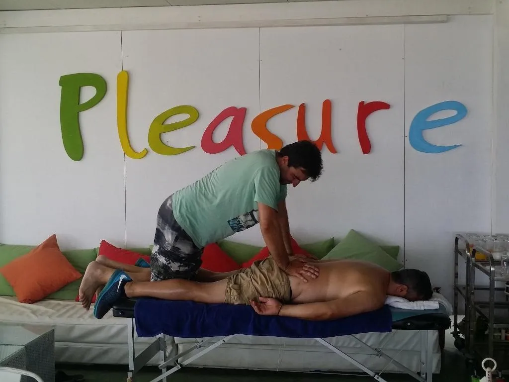 Sports and Entertainment, Pleasure Beachside Studios, Santorini
