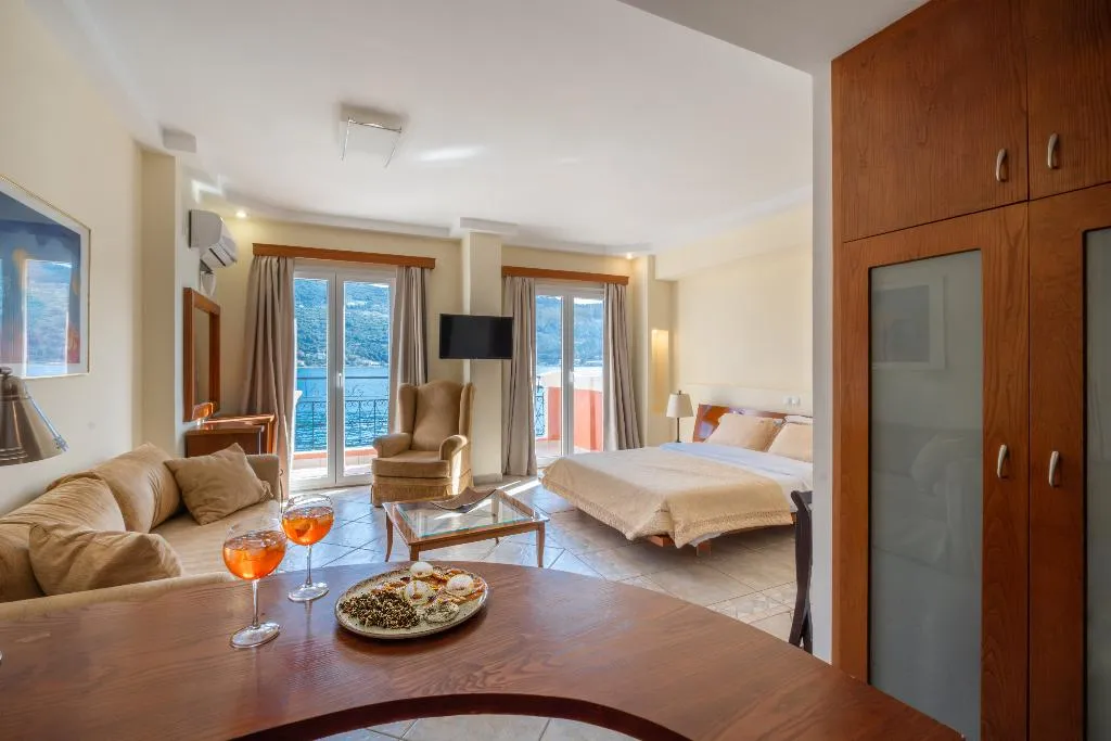 SUITE SEA VIEW Room, Samos City Hotel, Samos