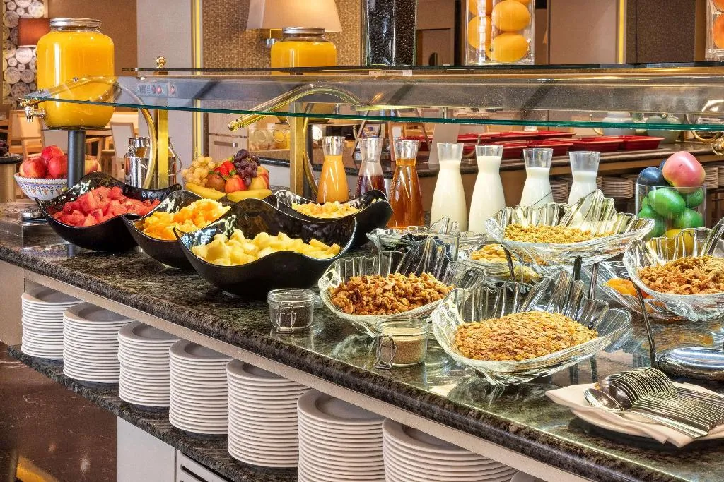 Restaurant, The Level At Hotel Melia Castilla, Madrid