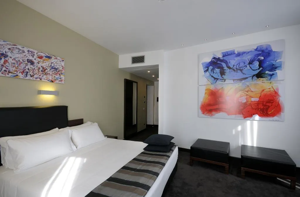Double or Twin STANDARD Room, Trevi Collection, Rome
