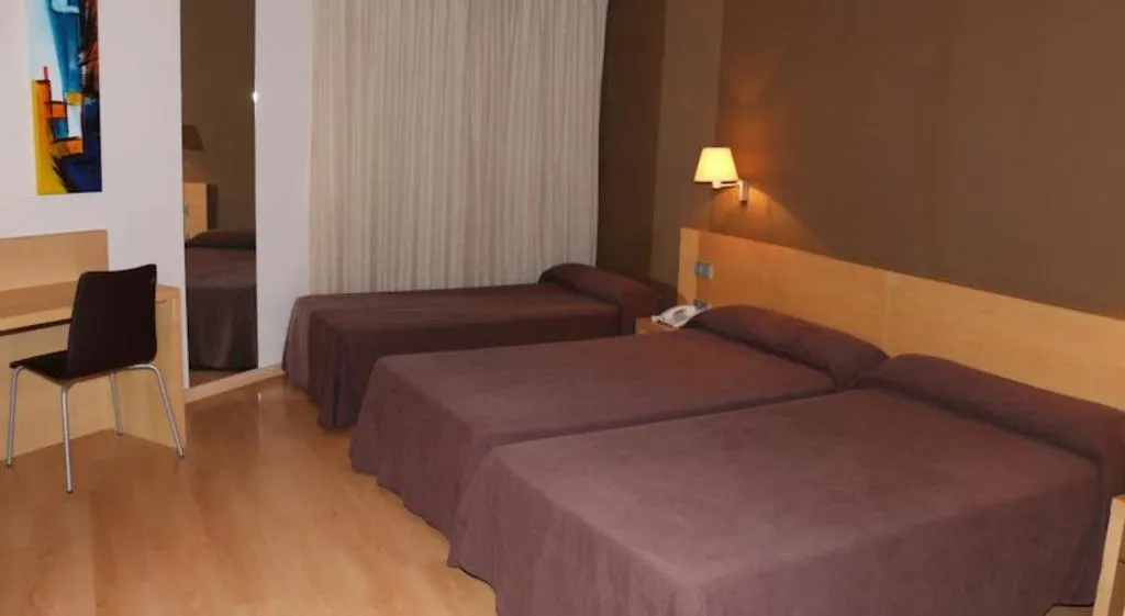 Double or Twin CAPACITY 3 Room, Daniya Alicante, Costa Blanca