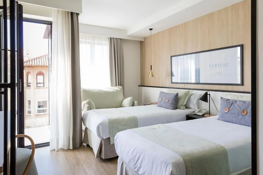 Double or Twin SUPERIOR WITH BALCONY Room, Ars Magna Bleisure Hotel, Majorca